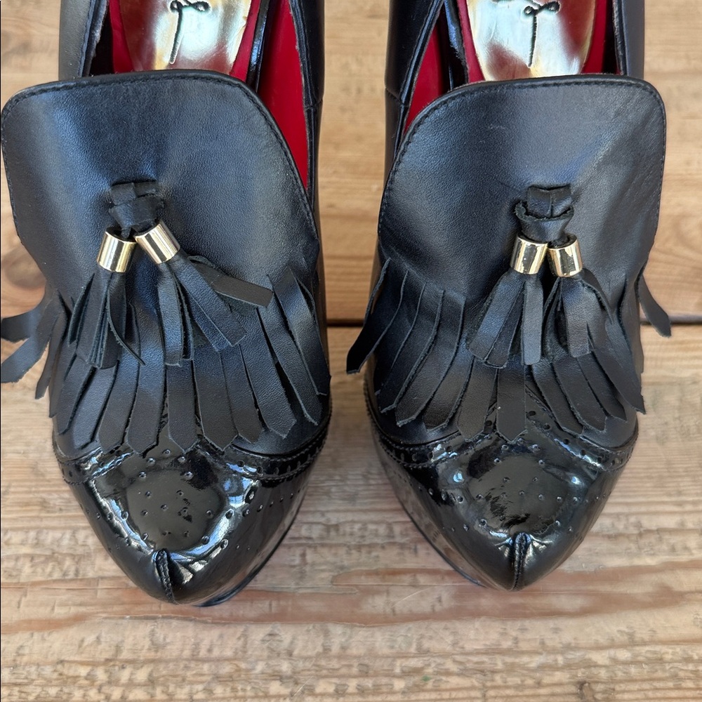 Taylor Says Rummy Black Leather Patent and Tassel Detail •6 inch heels• size 7 - Picture 6 of 12